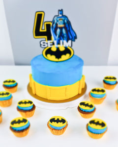 Batman cake with cupcakes