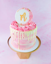 Load image into Gallery viewer, &quot;M&quot; Topper Cake